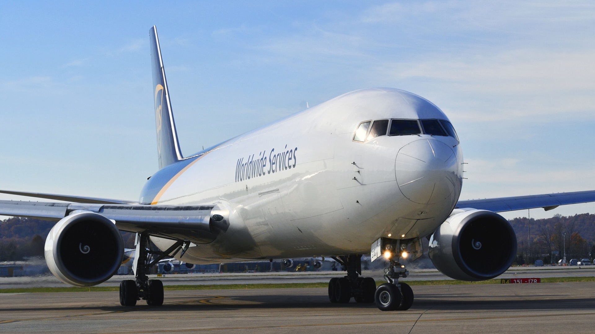 Még nyolc Boeing 767F áruszállítót rendelt a UPS